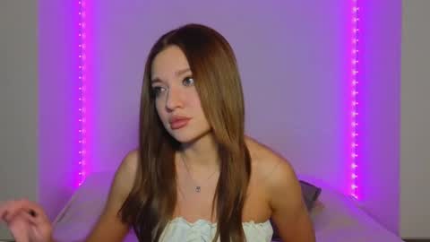 Snapshot of nessarosse chatting on 01-20-25, 06:32 Nessa online show from 01-20-25, 06:32