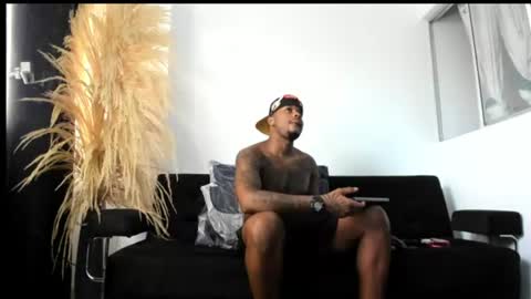 Snapshot of new2025__ chatting on 08-05-26, 03:04 BLACK DREAMS online show from 08-05-26, 03:04