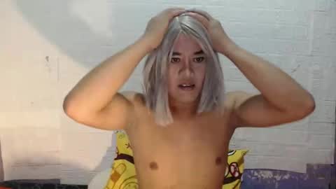new_asian_ts online show from 10-22-25, 12:27