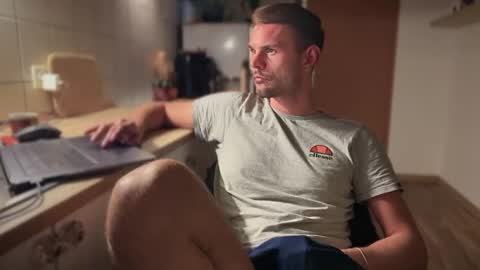 Finnr online show from 03-08-25, 08:35