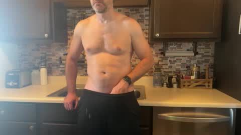 newguy_097 online show from 09-28-25, 10:04