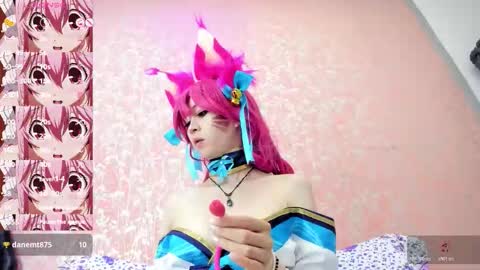 Snapshot of nezuko_mitsuri chatting on 10-17-25, 05:59 NEZUKO MITSURI online show from 10-17-25, 05:59