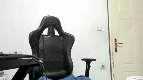 Shinobu Koch online show from 01-15-26, 06:51