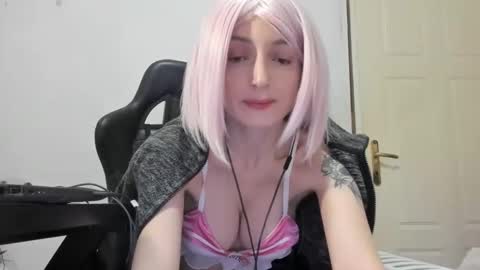 Shinobu Koch online show from 01-19-26, 09:13