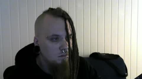 Snapshot of nezvers chatting on 01-10-25, 08:04 YouPick online show from 01-10-25, 08:04