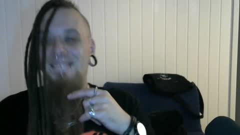 Snapshot of nezvers chatting on 01-17-25, 07:49 YouPick online show from 01-17-25, 07:49