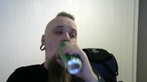 Snapshot of nezvers chatting on 02-03-25, 06:39 YouPick online show from 02-03-25, 06:39