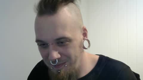 Snapshot of nezvers chatting on 02-19-25, 06:32 YouPick online show from 02-19-25, 06:32