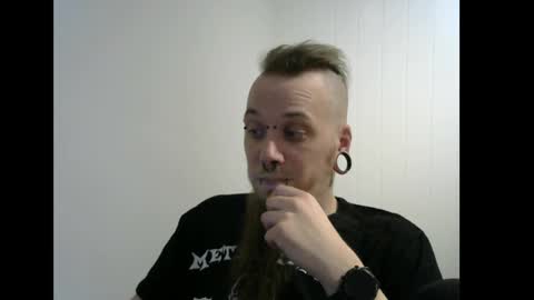 Snapshot of nezvers chatting on 02-27-25, 06:31 YouPick online show from 02-27-25, 06:31