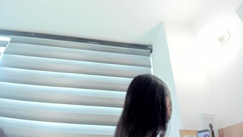 Snapshot of nia__white chatting on 02-06-25, 08:45 laura  online show from 02-06-25, 08:45