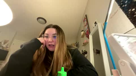 Nia online show from 12-03-25, 06:10