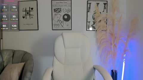 Nia online show from 09-18-25, 12:51