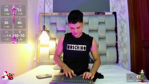 Niall  online show from 12-13-24, 01:22