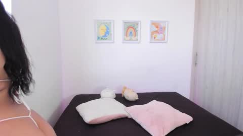  Nia  online show from 01-17-26, 04:33