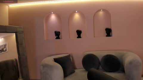 Call me Nia  online show from 10-06-25, 07:11