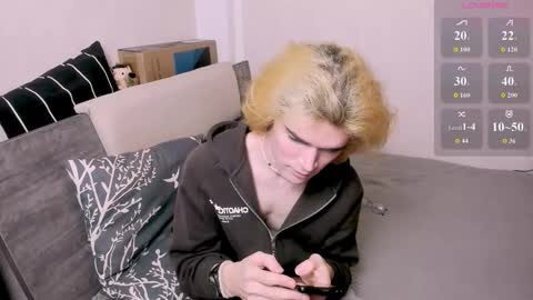 Snapshot of nic_ky chatting on 01-12-26, 02:28 Nick PVT is open FanslyTwitter - Nic kycb online show from 01-12-26, 02:28