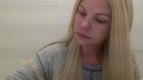 Amber online show from 10-29-25, 11:01