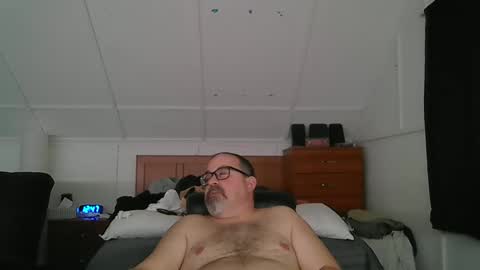 Snapshot of niceguy7208 chatting on 09-22-25, 04:47 niceguy7208 online show from 09-22-25, 04:47