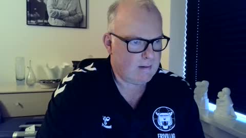 Snapshot of nicexxdane chatting on 01-18-25, 09:34 nicexxdane online show from 01-18-25, 09:34