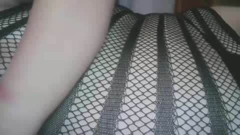 Snapshot of nicholle chatting on 01-23-25, 04:52 Nicholle online show from 01-23-25, 04:52