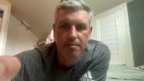 nick578320 online show from 01-09-26, 04:04