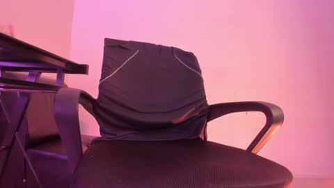 Nick online show from 12-31-24, 08:04