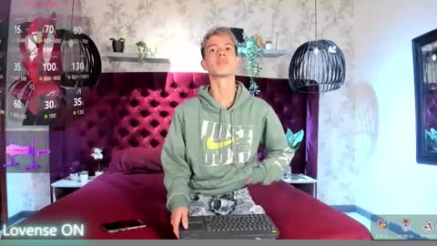 Nick  online show from 11-06-25, 12:28