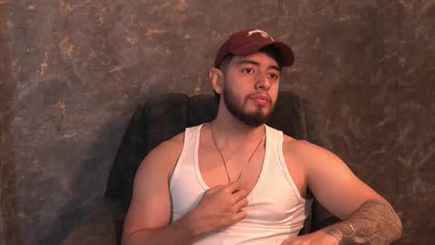 Snapshot of nick_vans chatting on 09-19-25, 02:29 Jhohan online show from 09-19-25, 02:29