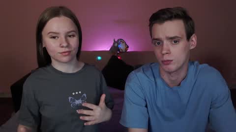 Snapshot of nickandmolly chatting on 01-08-25, 04:11 nick and molly online show from 01-08-25, 04:11