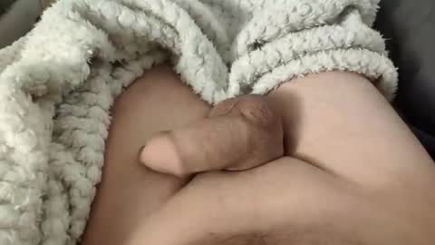 Snapshot of nickelou chatting on 01-18-26, 09:02 nickelou online show from 01-18-26, 09:02