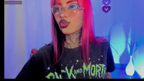 Snapshot of nicki_1 chatting on 10-03-25, 07:38   Help me reach 100 thumbs up online show from 10-03-25, 07:38