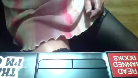 nickibabe1980 online show from 10-15-25, 05:57