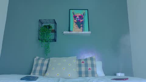 NICKI FOX  online show from 11-17-25, 07:41