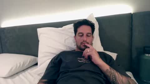 Snapshot of nickmaxx541 chatting on 01-03-25, 11:57 Nick maxx online show from 01-03-25, 11:57