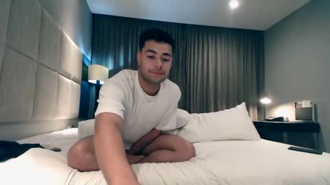 Snapshot of nickmaxx541 chatting on 01-29-25, 02:42 Nick maxx online show from 01-29-25, 02:42