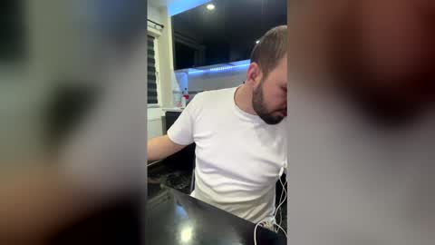 Snapshot of nickolas22 chatting on 02-13-26, 12:17 Julian online show from 02-13-26, 12:17