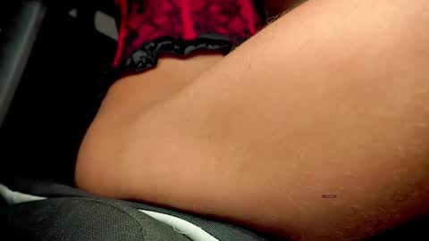 Snapshot of nicksull chatting on 10-19-25, 03:29 ISABEL   IG Dajobasa online show from 10-19-25, 03:29