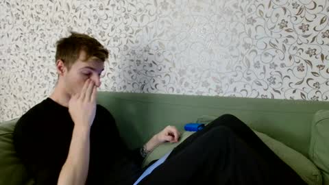 Nick online show from 12-12-24, 12:33