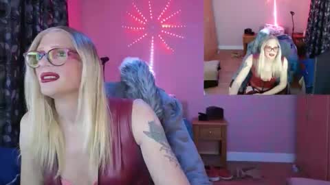 Snapshot of nicktu52 chatting on 09-10-25, 04:18 nicktuuk online show from 09-10-25, 04:18