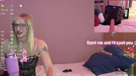 Snapshot of nicktu52 chatting on 02-23-26, 12:30 nicktuuk online show from 02-23-26, 12:30