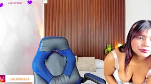 Nicky  online show from 01-22-25, 05:59