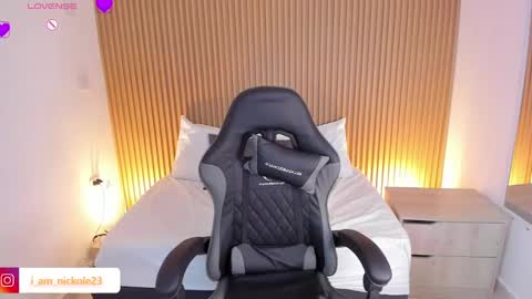 Nicky  online show from 02-25-25, 08:47