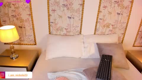 Snapshot of nicky_peyton chatting on 12-22-25, 02:19 Nicky online show from 12-22-25, 02:19