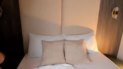 Snapshot of nicky_peyton chatting on 02-08-26, 02:37 Nicky online show from 02-08-26, 02:37