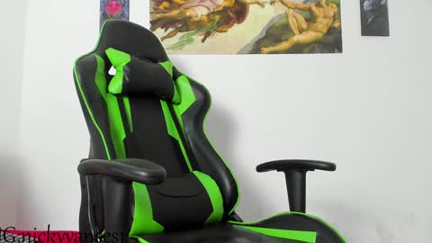 nicky online show from 12-18-24, 10:35