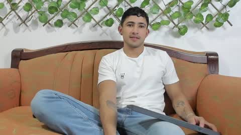 nicky online show from 12-19-24, 07:40