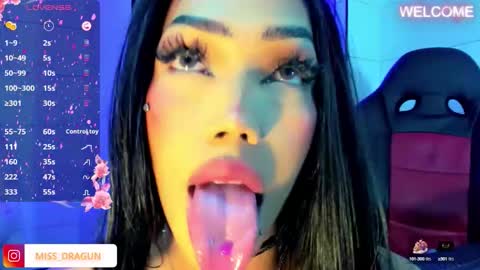 Nicky online show from 10-15-25, 04:34