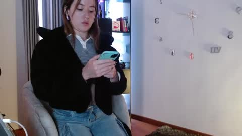 Nicky online show from 01-24-25, 07:28