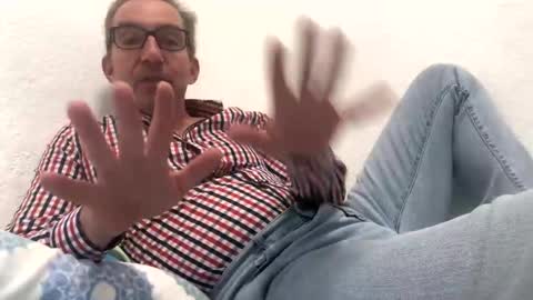 Nico online show from 11-18-25, 10:47