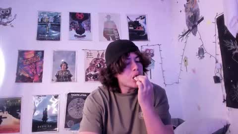 Nicols online show from 09-22-25, 12:56